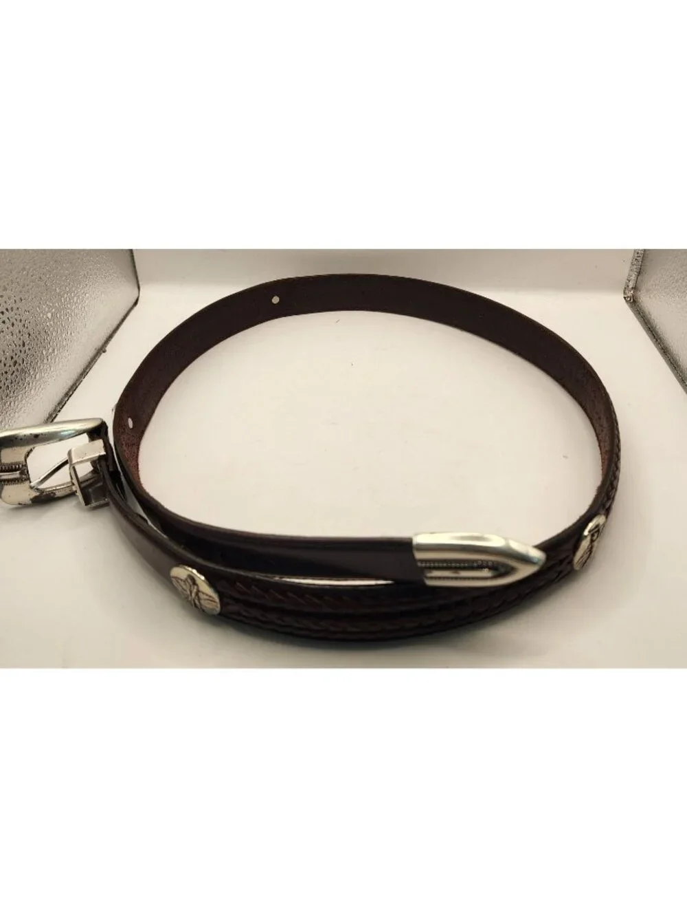 90s Onyx Brighton Brown Leather Belt Golf Player Medallions Silver Tone